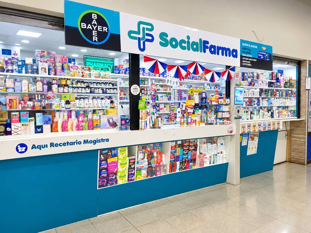 Local de SocialFarma dentro de Unimarc Arauco